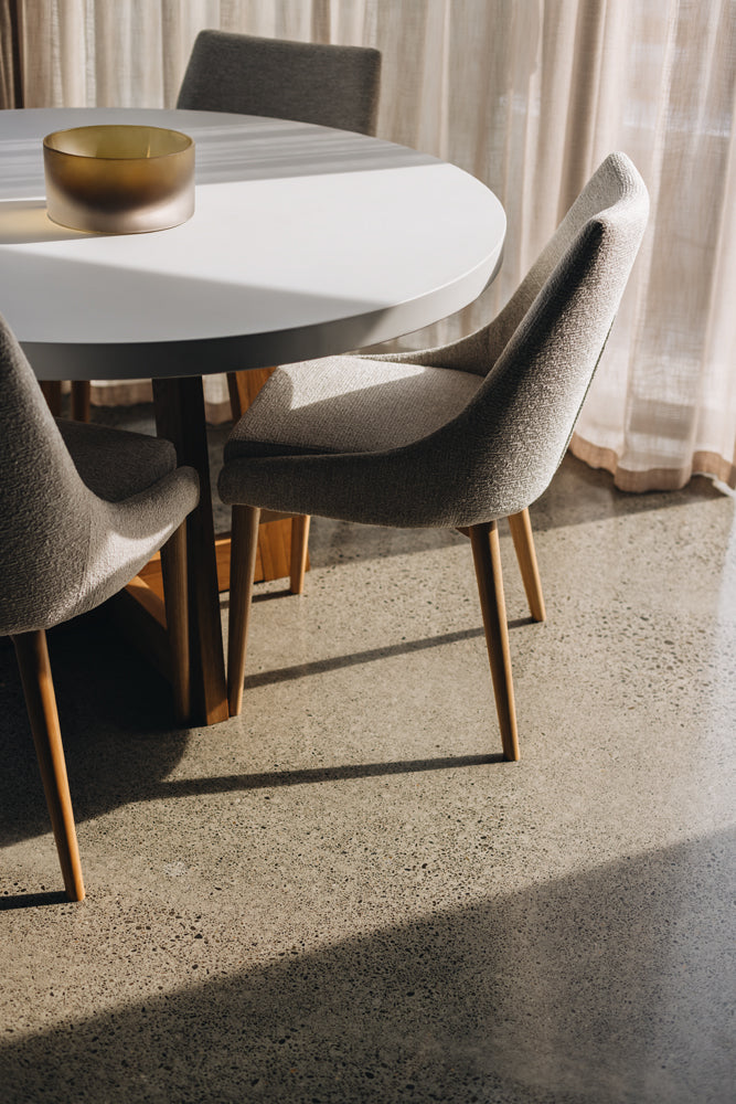 Echo Dining Table