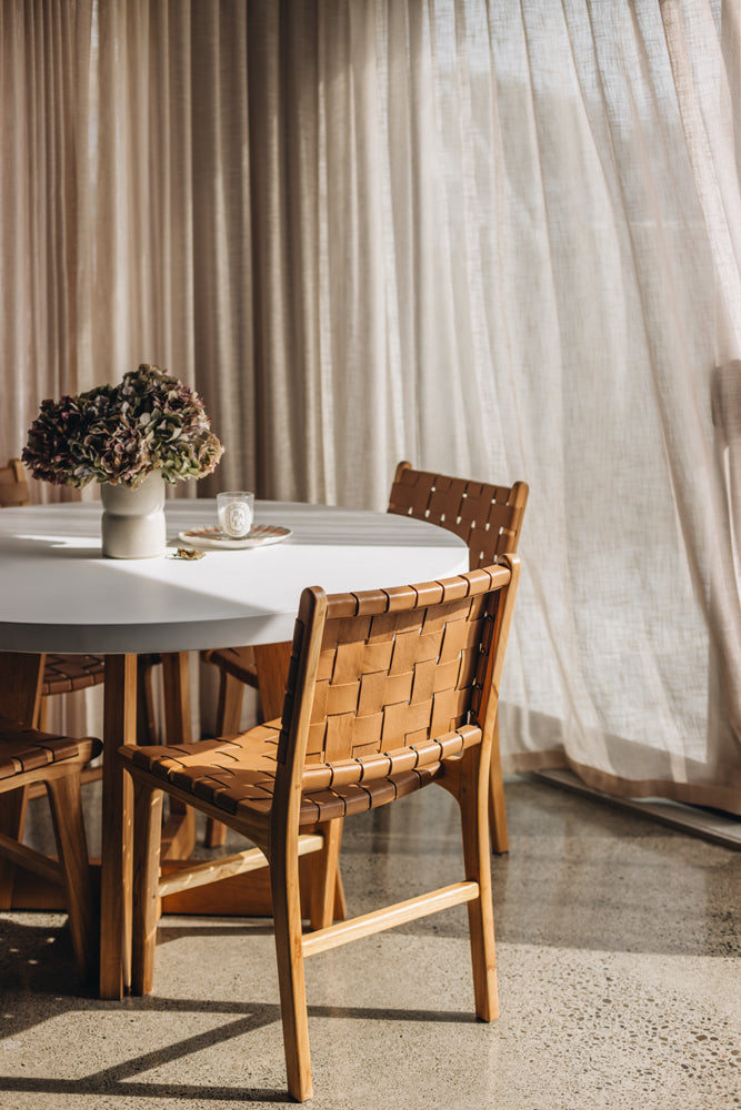 Echo Dining Table