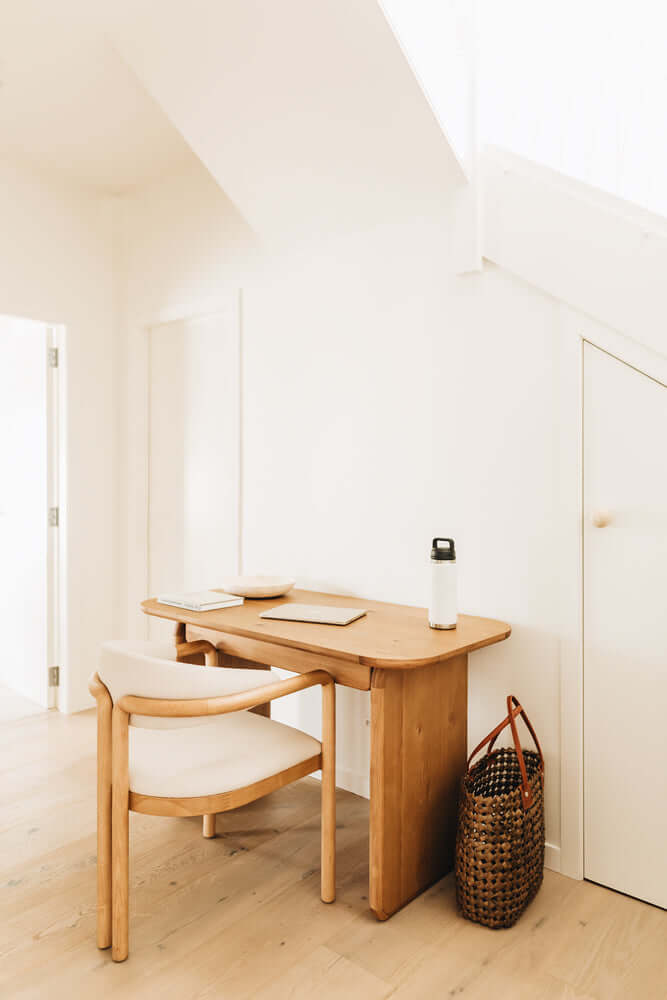 Panel Desk