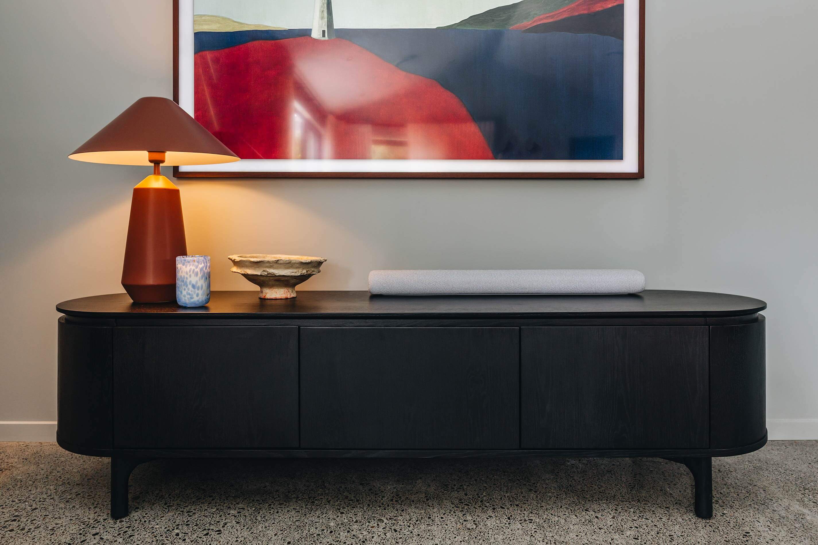 Kontur Black Entertainment Unit