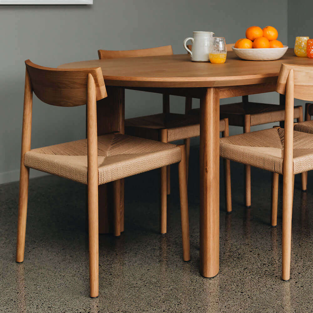 Kontur Oak Dining Table