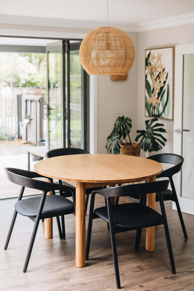 Oliver Round Dining Table