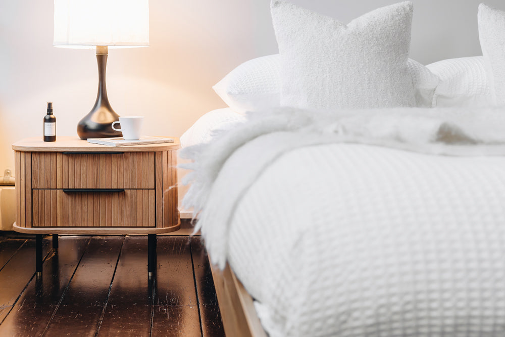 Anders Bedside