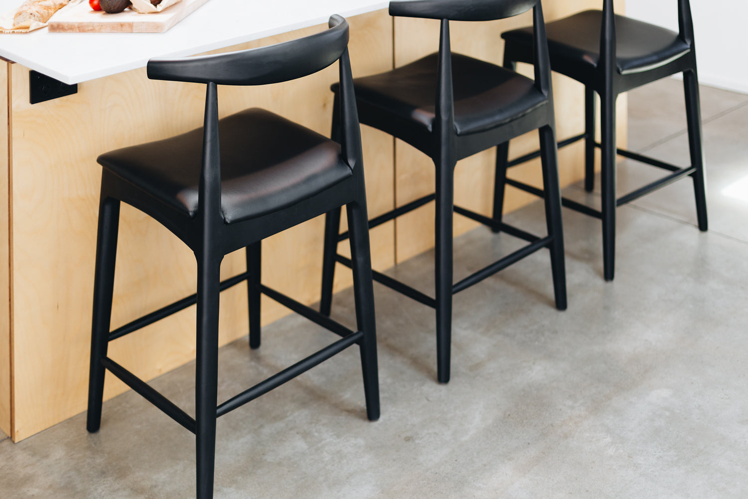 Elbow Bar Stool - Black Oak