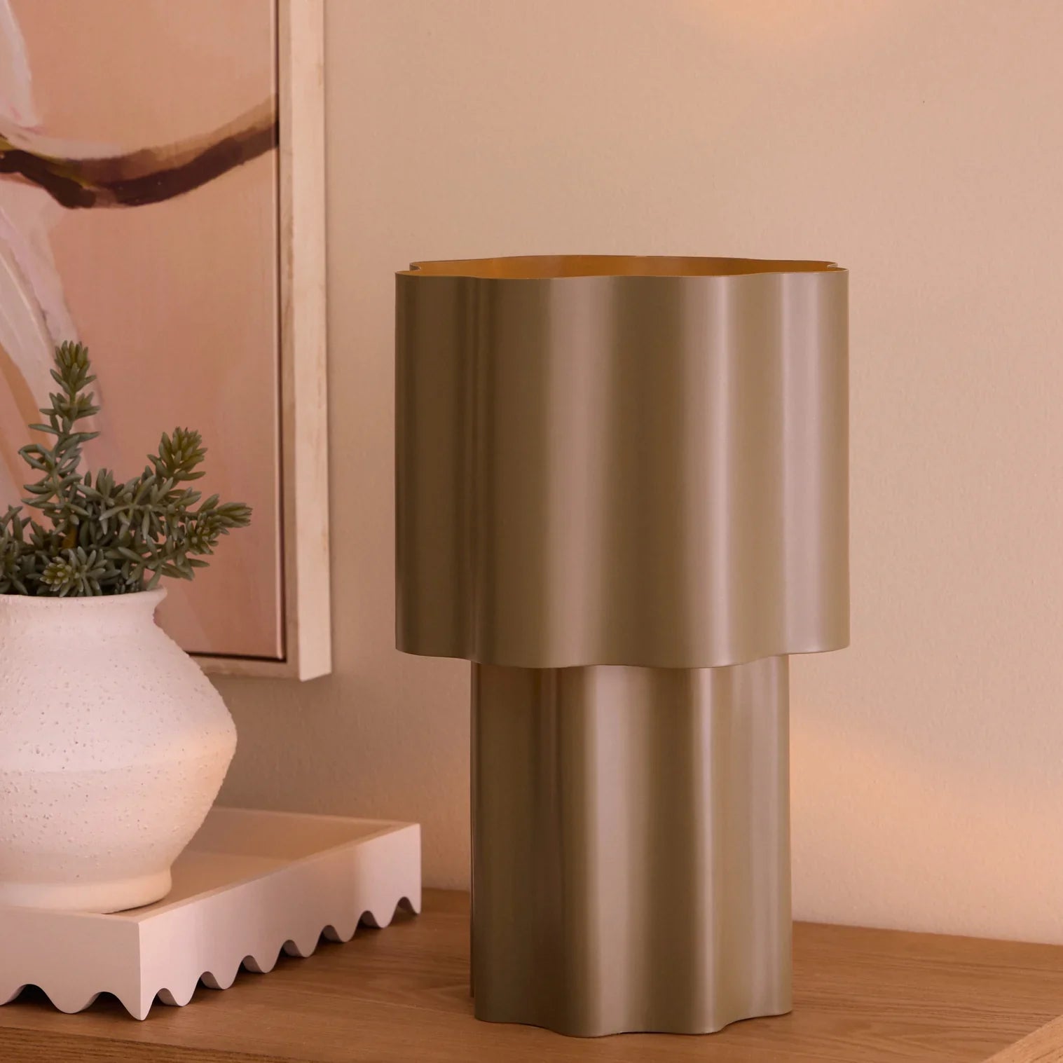 Onda Table Lamp