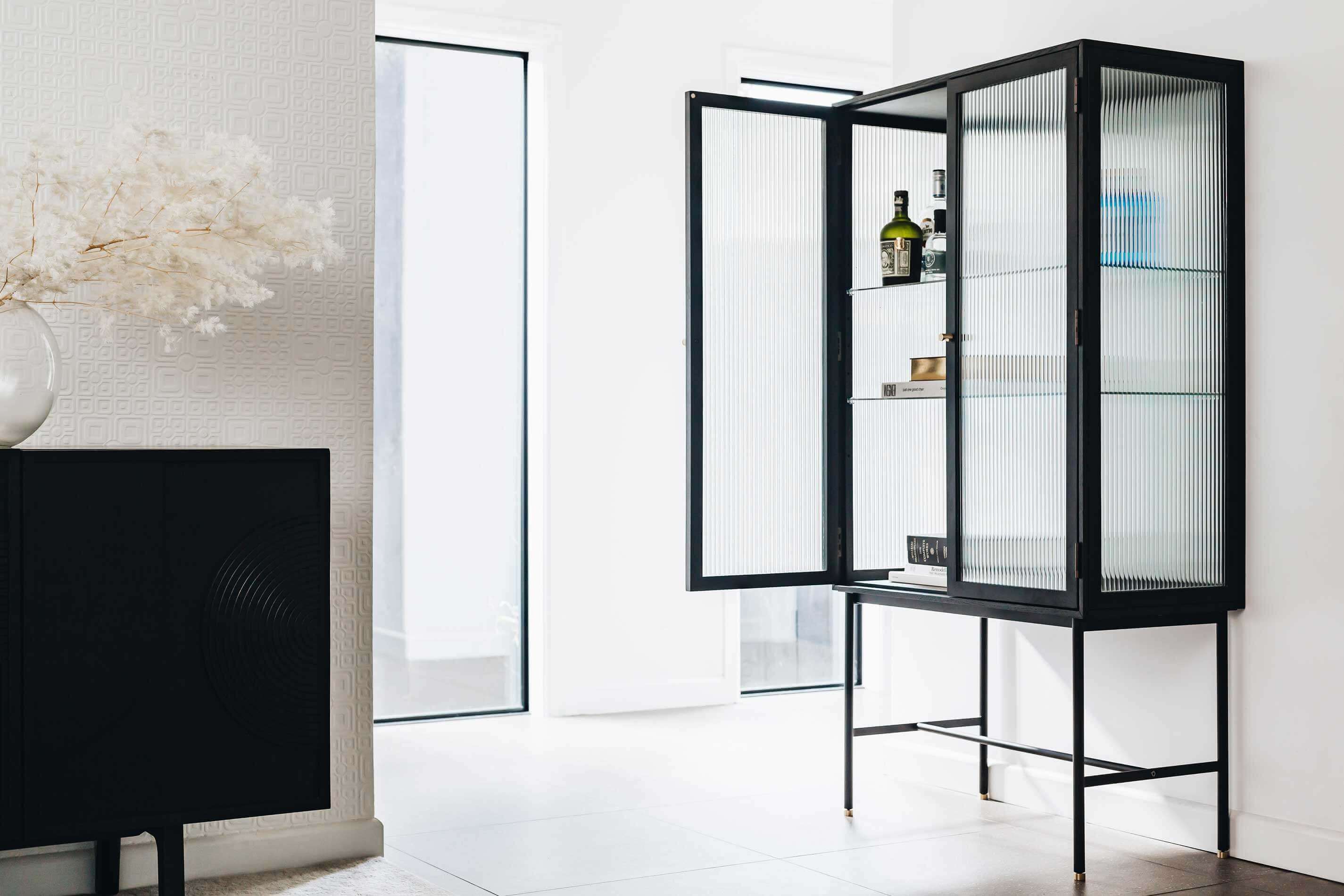 Kobe Black Cabinet